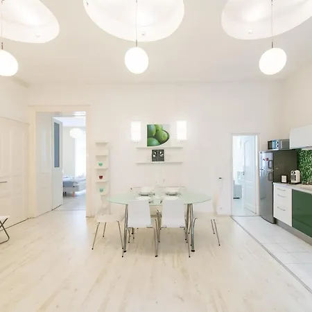 Venus - Park I Appartement Boedapest